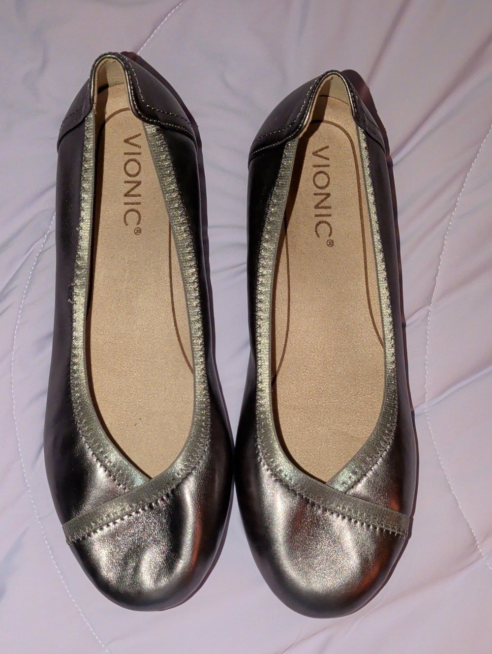 Wide Width Vionic Women's Pewter Caroll Metallic Ballet Flats